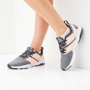 New Nike Air Bella Trainer Shoe